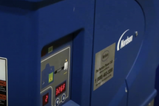 Tray forming machine